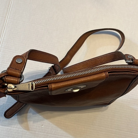 VTG-fossil-Boho, Marlow Crossbody Chestnut pebbled leather Crossbody purse/bag - Picture 7 of 16